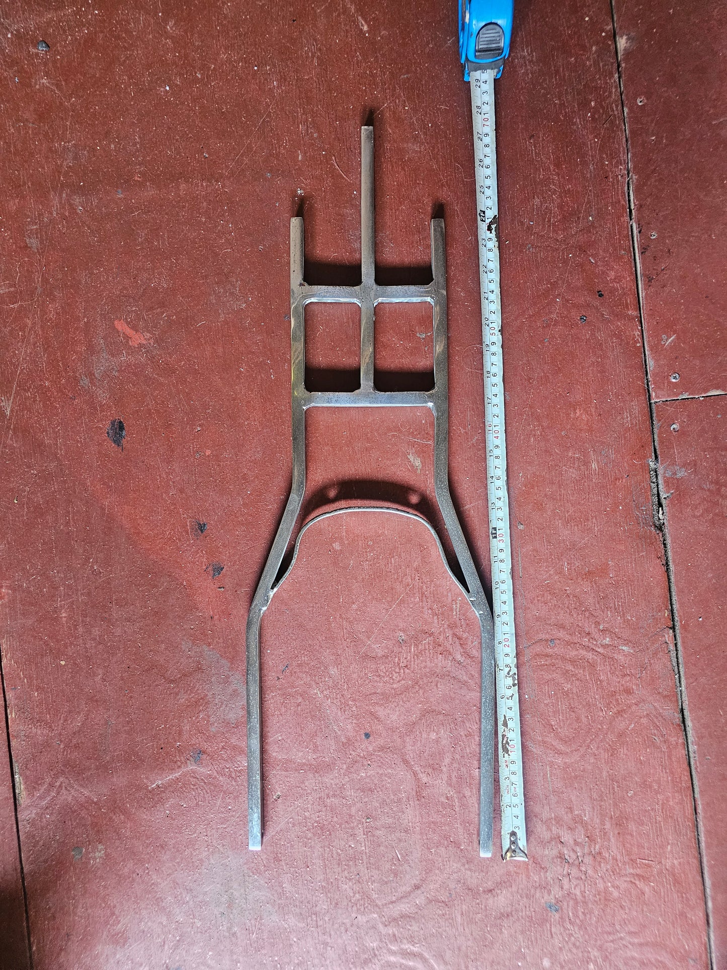Sissy bar