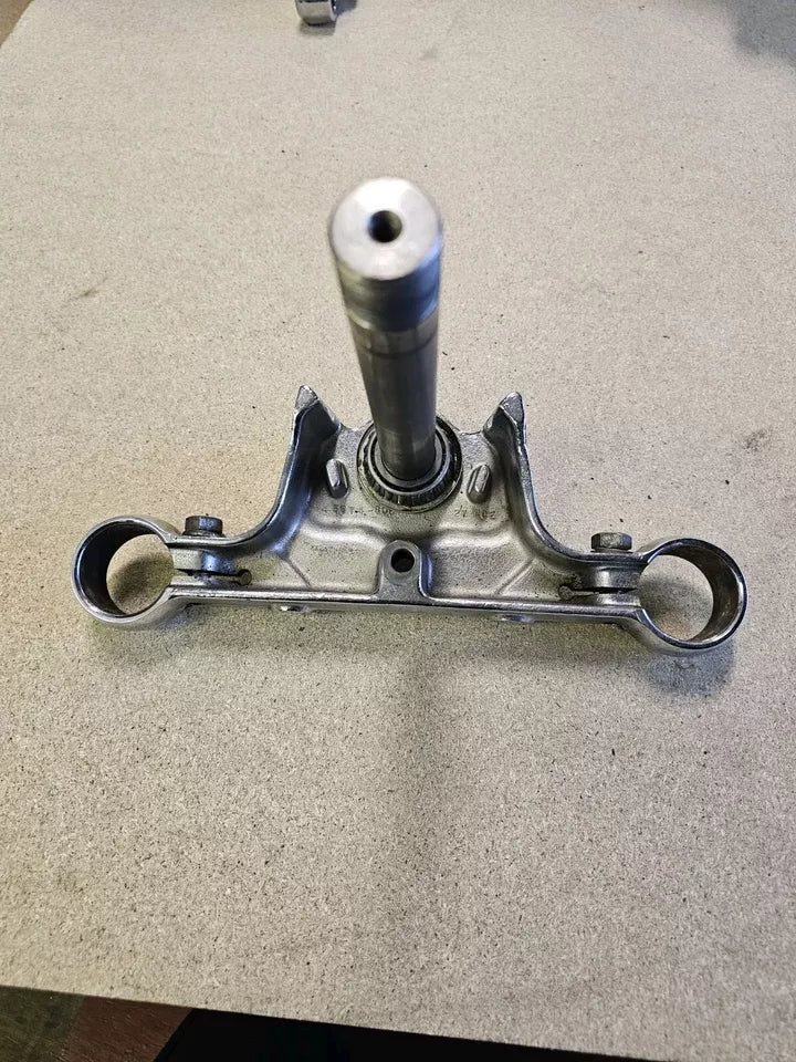 Harley Davidson Softail Bottom Yoke 45674-80C