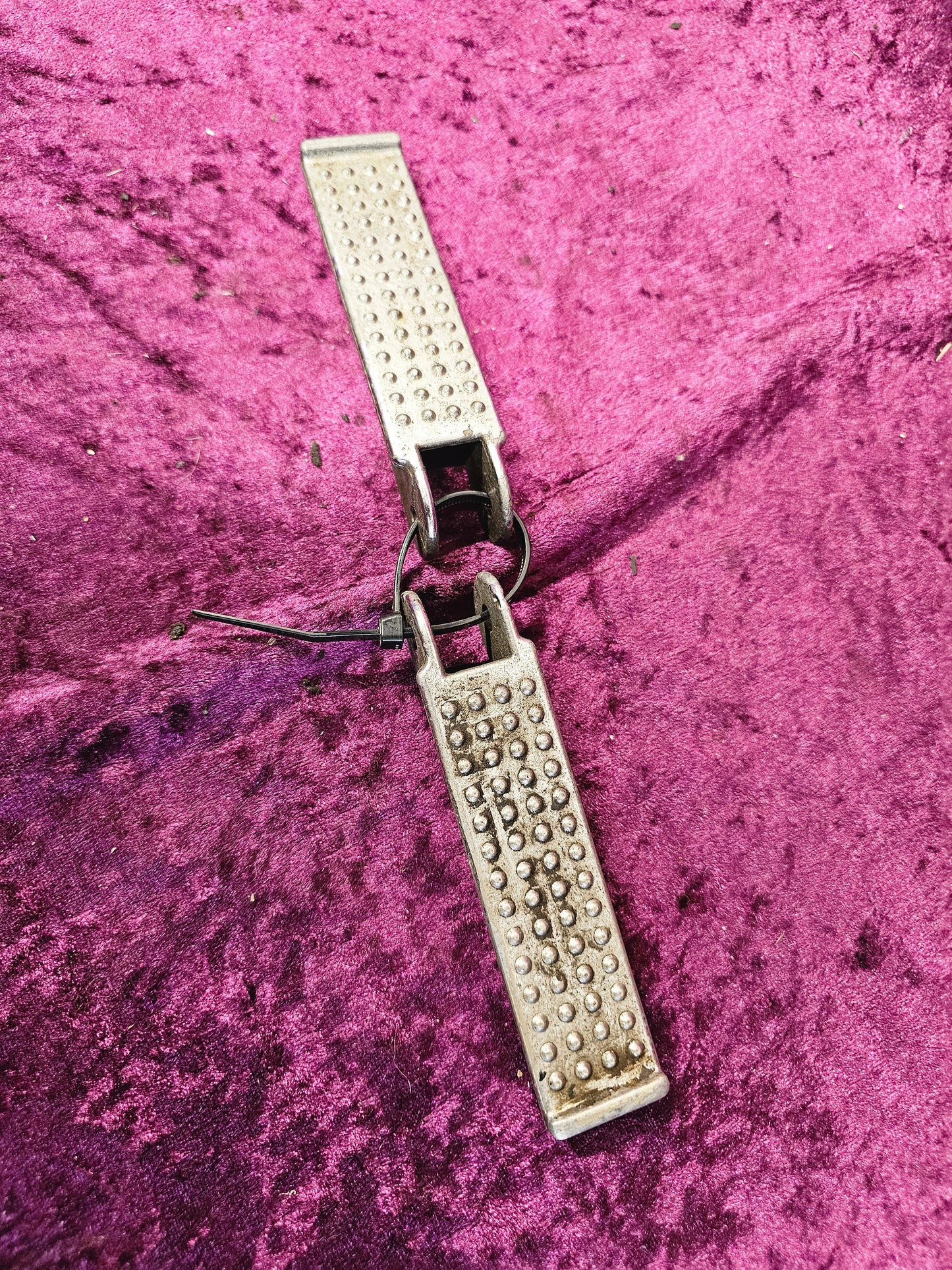 Vintage Posa - Fuel Anderson style foot egs