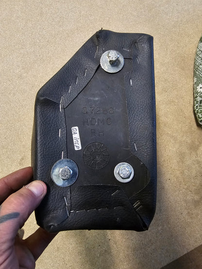 03 Harley Davidson Electra Glide rear back trunk speakers 07289 07288